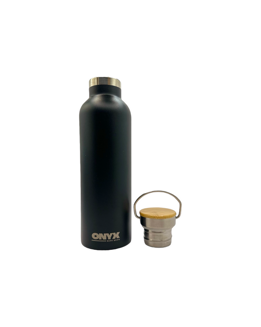 Onyx Stainless Steel Insulated Water Bottle - 700ml capacity.  Keep beverages hot for 12 hours and cold for 24 hours.  Colour Black